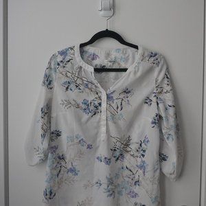Croft & Barrow White Blouse Blue Flowers Top